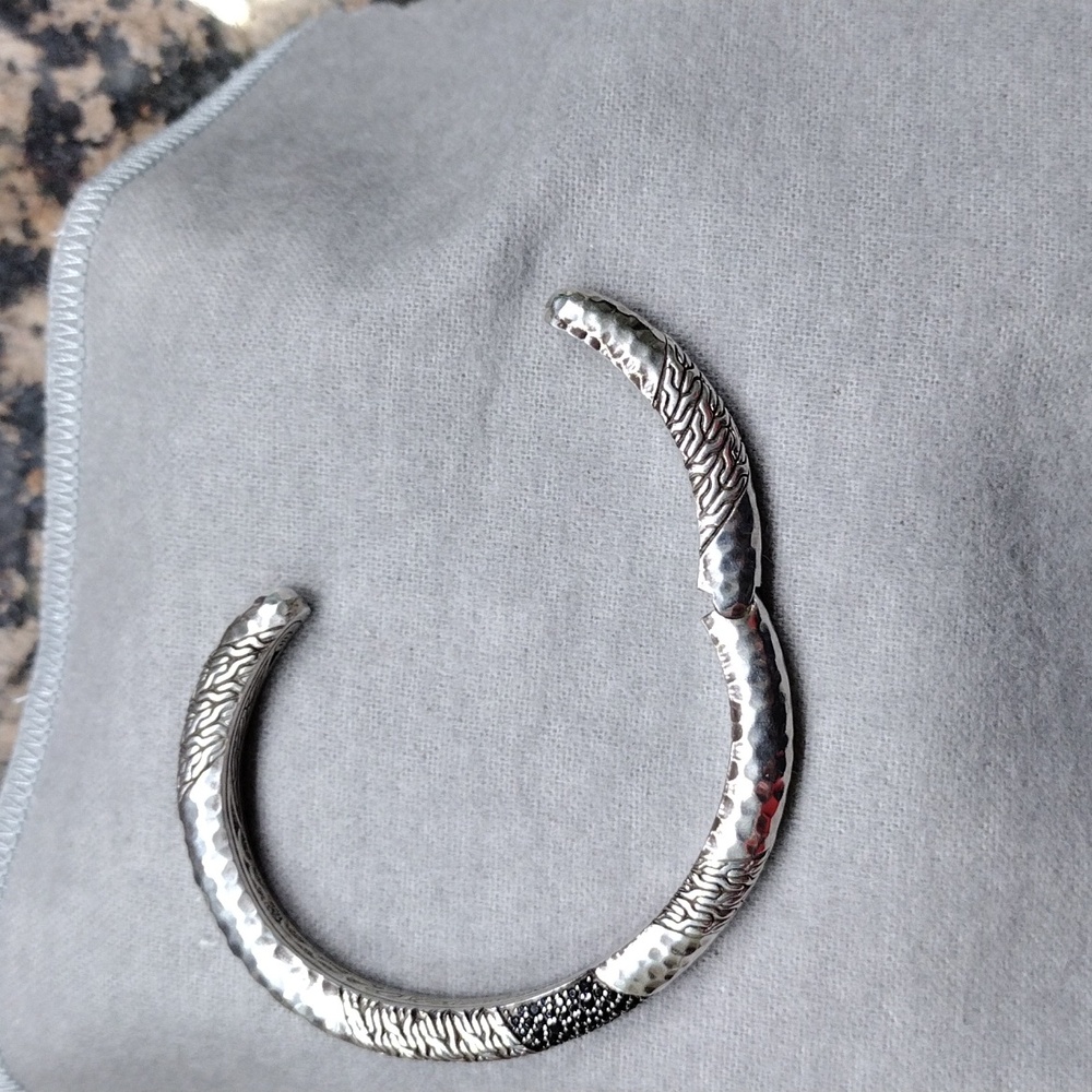 John Hardy Textured Sterling Silver Cuff Bracelet With Swarovski Crystals 925 - Picture 4 of 6